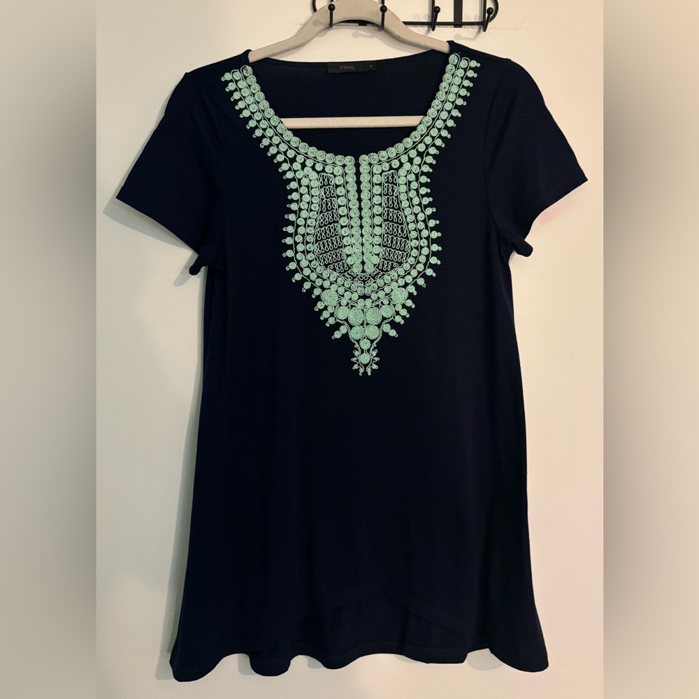 THML Womens Small Navy Short Sleeve Tunic Top with Aqua Embroidered V-Neckine